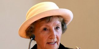 Вера Сергеевна Кушнир – Творческий вечер – “Невидимые Руки” – часть 02 Вера Сергеевна Кушнир