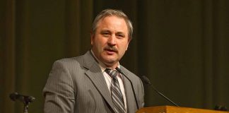 Грешники, славьте Бога – Игорь Требушной Игорь Требушной