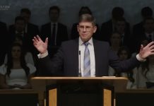 Сотрудник у БОГА: Cлужитель, оединяющий поколения – Чумакин Андрей